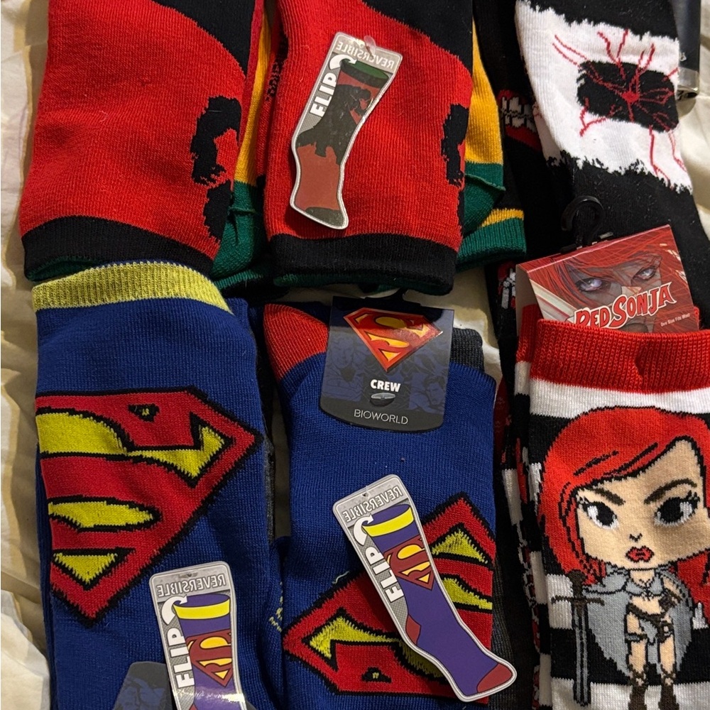 Bioworld Superman, Zelda, Tokyo Ghoul, & Red Sonja Crew Socks
